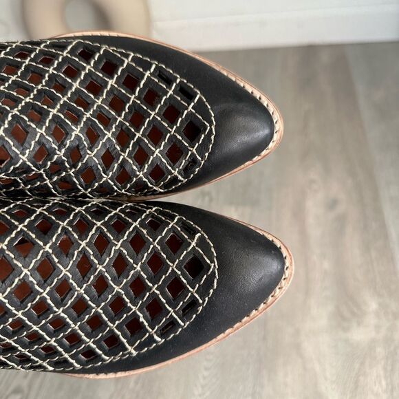 Jeffrey Campbell Womens Taggart Black Leather Cut Out Booties Shoes - Picture 3 of 7